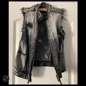 Acid wash vest